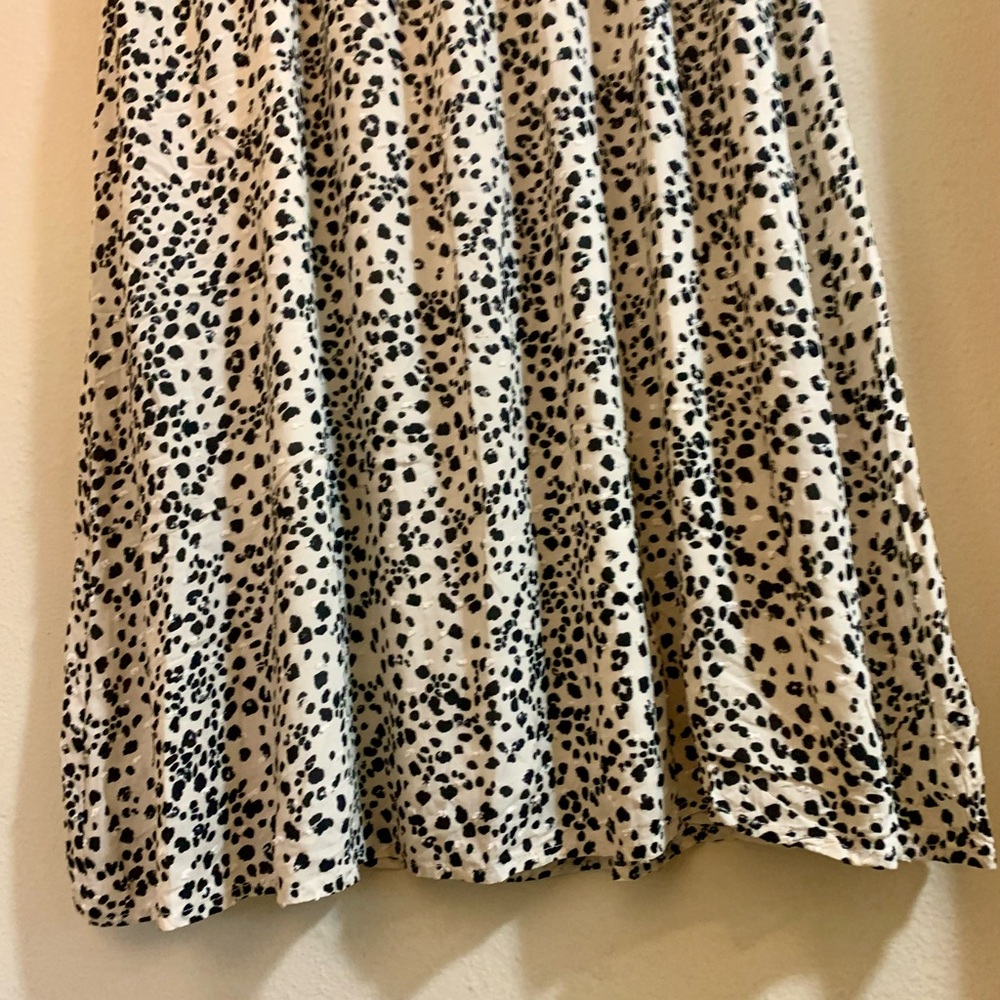 Betsey’s Dress 👗 - Picture 5 of 8